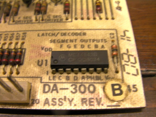 Stern DA-300 Display - Original MC14143 IC